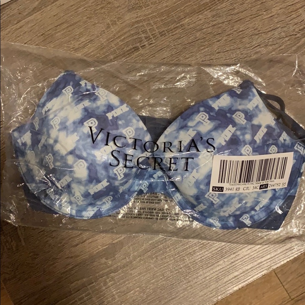 ⭐️BRAND NEW⭐️ VS PINK wear everywhere push-up bra